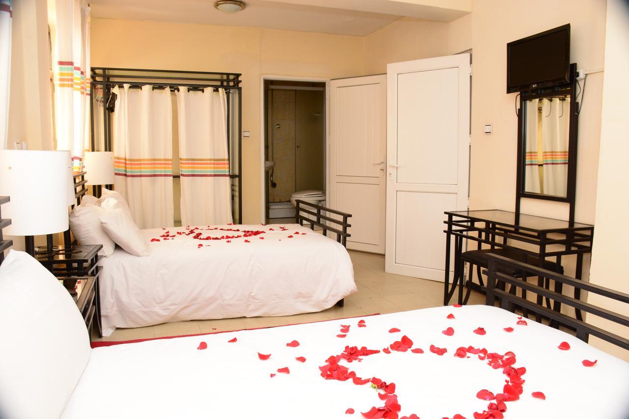 The Hive Guest House Αντίς Αμπέμπα Εξωτερικό φωτογραφία